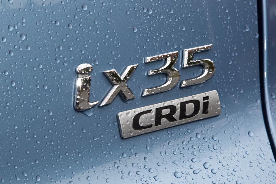  Hyundai ix35 2013 года  (UK) (фото 38 из 93)
